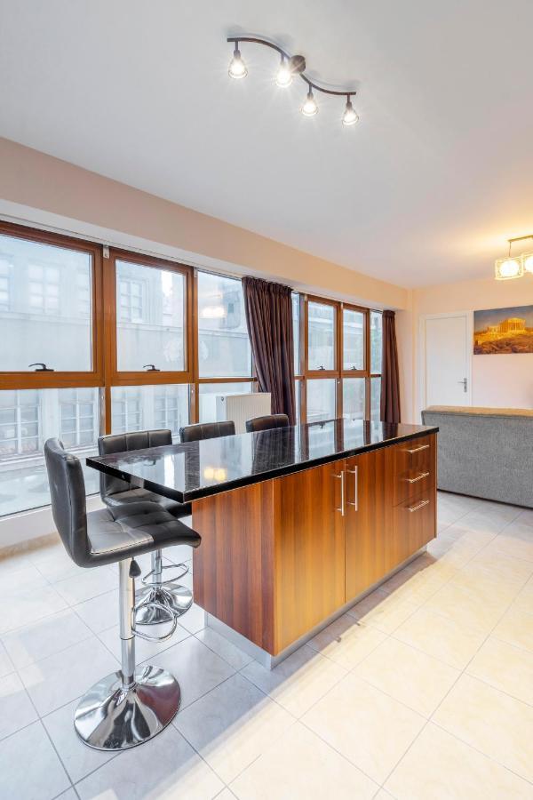 2 Bedroom Renovated Apartment With A View Athens Luaran gambar