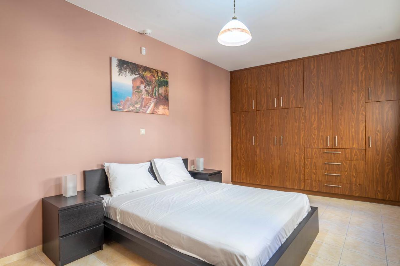 2 Bedroom Renovated Apartment With A View Athens Luaran gambar